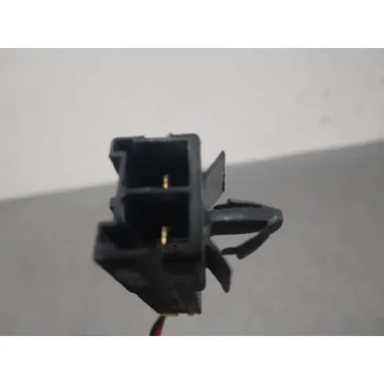 Cerradura Puerta Trasera Derecha para Nissan Navara Pick-Up (D40M)