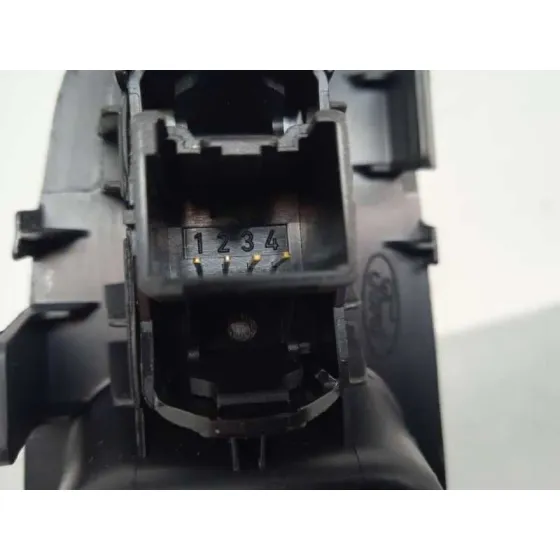 Mando Elevalunas Delantero Derecho para Ford Focus Lim.
