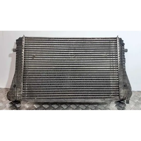 Intercooler para Skoda Octavia Berlina (1Z3)