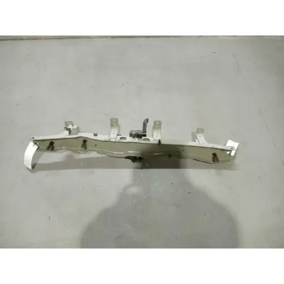 Travesano Superior para Nissan Micra V (K14)