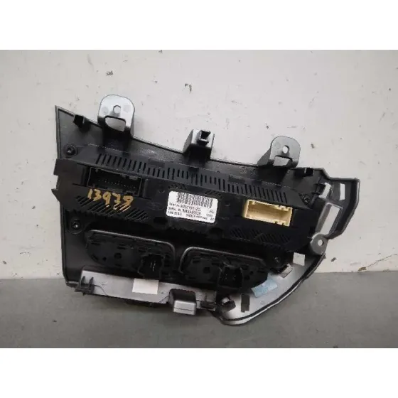 Mando Climatizador para Ford Focus Lim. (Cb8)