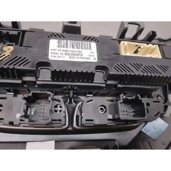 Mando Climatizador para Ford Focus Lim. (Cb8)
