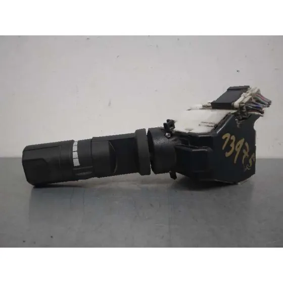 Mando Limpia para Nissan Navara Pick-Up (D40M)