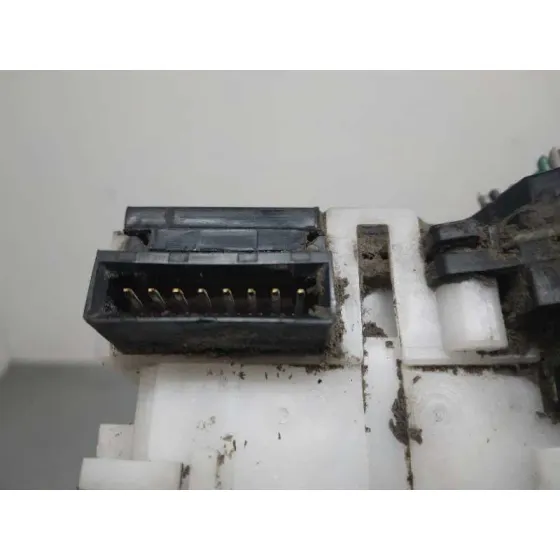 Mando Limpia para Nissan Navara Pick-Up (D40M)