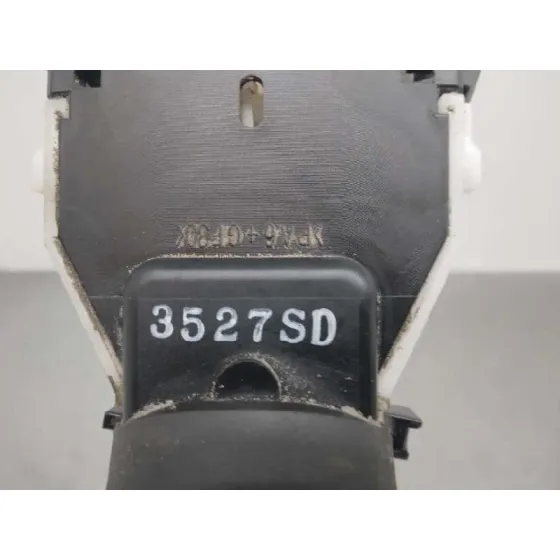 Mando Limpia para Nissan Navara Pick-Up (D40M)
