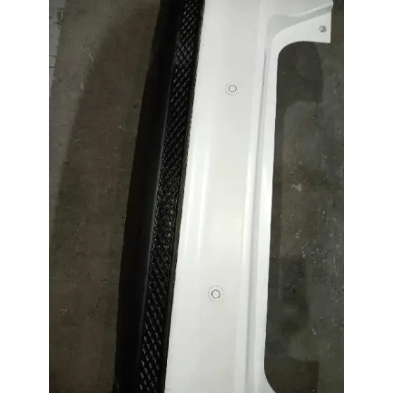 Paragolpes Trasero para Ford Focus Lim. (Cb8)