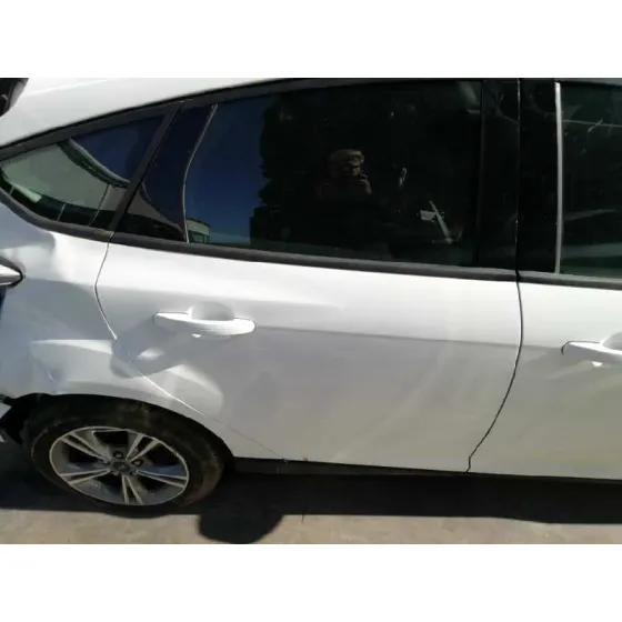 Puerta Trasera Derecha para Ford Focus Lim. (Cb8)