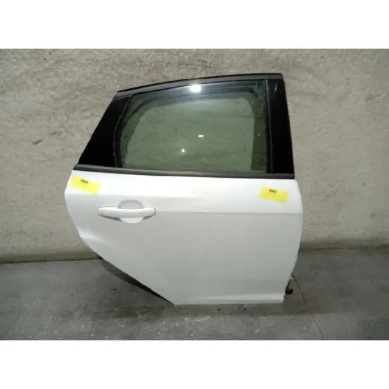 Puerta Trasera Derecha para Ford Focus Lim. (Cb8)