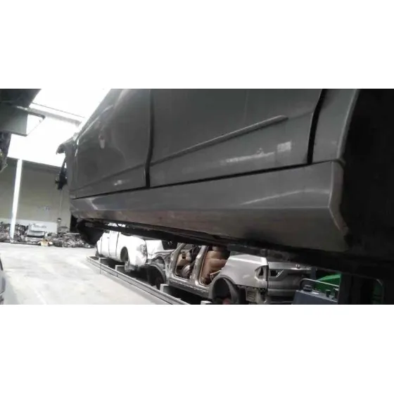 Faldon Lateral para Mercedes-Benz Clase C (W204) Familiar