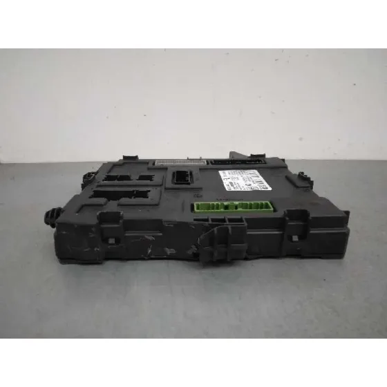 Caja Reles / Fusibles para Renault Megane Iv Berlina 5P