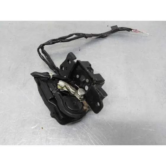 Cerradura Maletero / Porton para Lexus Ct