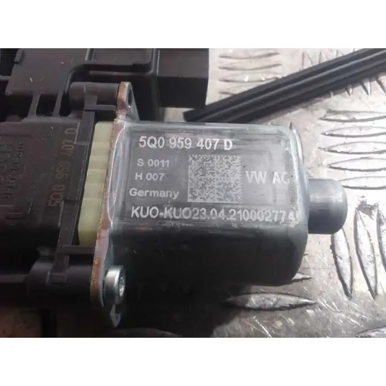 Elevalunas Trasero Izquierdo para Seat Ibiza (Kj1)