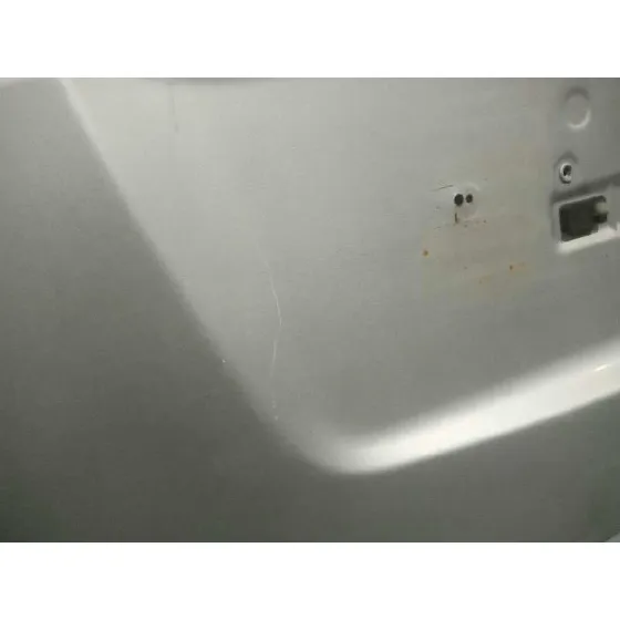 Porton Trasero para Kia Carens (Un)