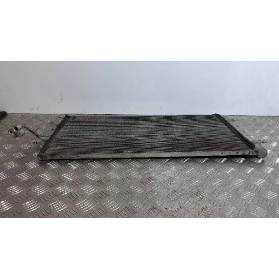 Condensador / Radiador Aire Acondicionado para Kia Carens (Un)
