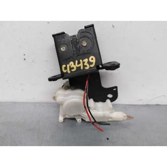 Cerradura Maletero / Porton para Mazda 3 Berlina (Bk)