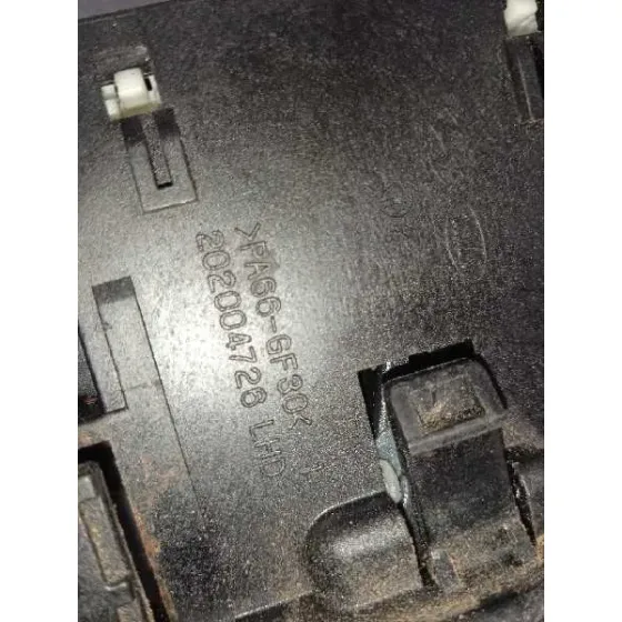 Mando Limpia para Kia Carens (Un)