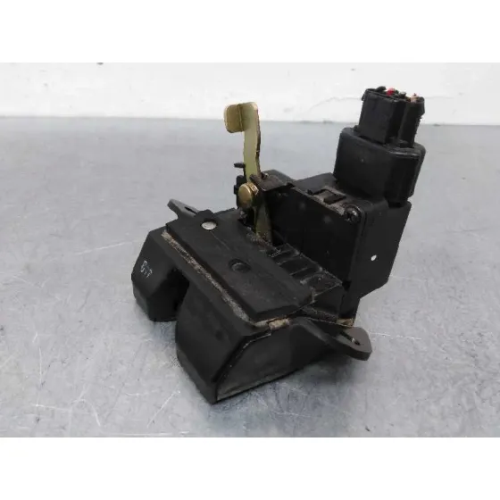 Cerradura Maletero / Porton para Kia Carens (Un)