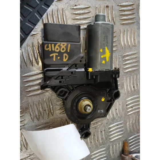 Motor Elevalunas Trasero Derecho para Volkswagen Touran (1T3)