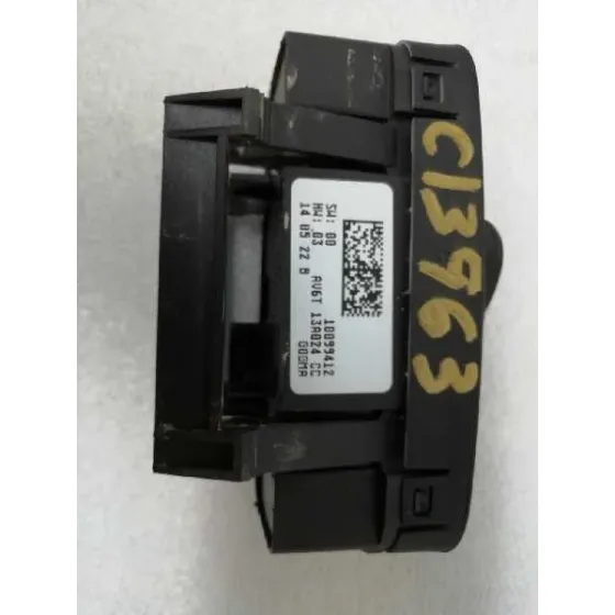 Mando Luces para Ford Kuga (Cbs)