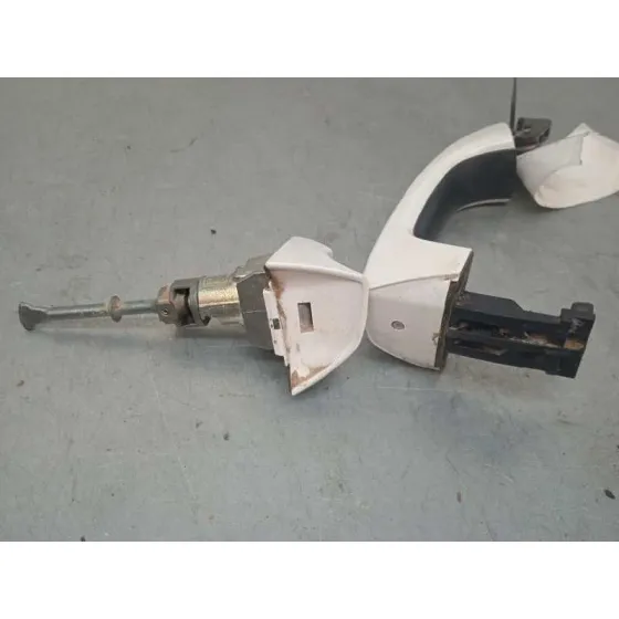 Maneta Exterior Delantera Izquierda para Hyundai I20