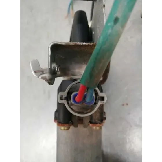 Elevalunas Delantero Derecho para Nissan Almera Tino (V10M)