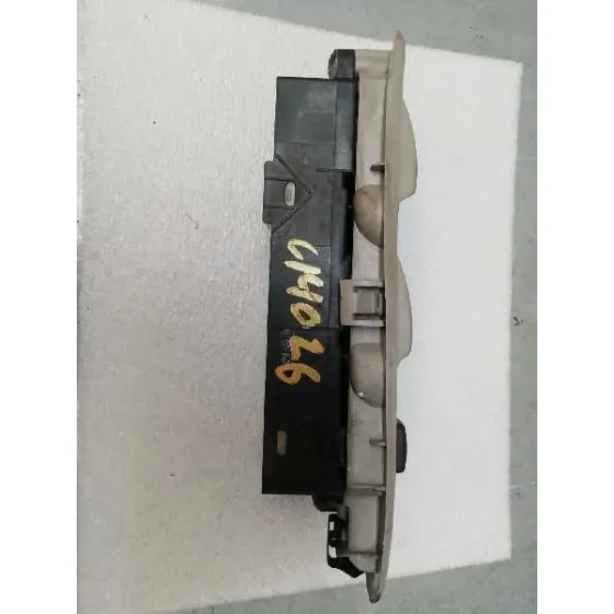 Mando Elevalunas Delantero Izquierdo para Nissan Almera Tino (V10M)