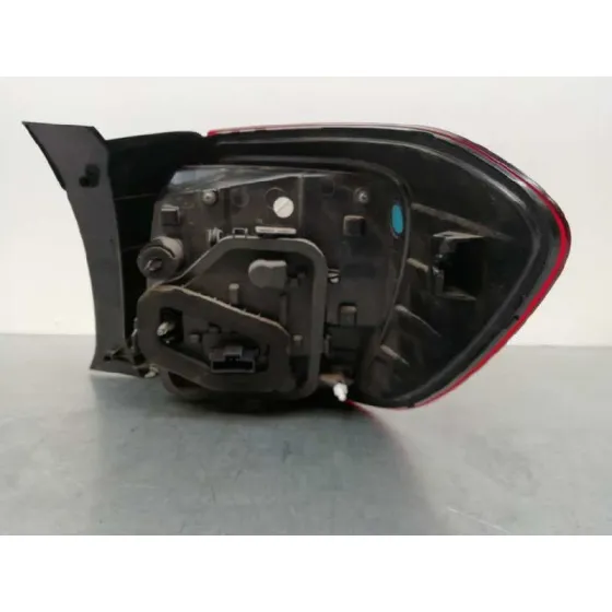 Piloto Trasero Izquierdo para Dacia Sandero
