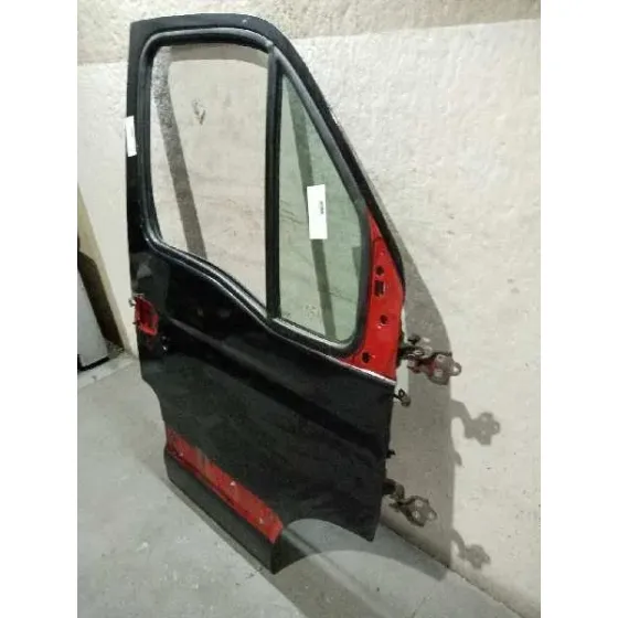 Puerta Delantera Derecha para Nissan Interstar Mod. 04 (X70)