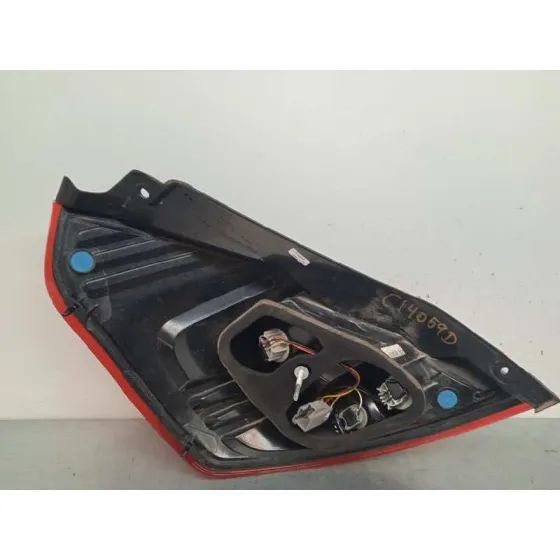 Piloto Trasero Derecho para Ford Fiesta (Ccn)