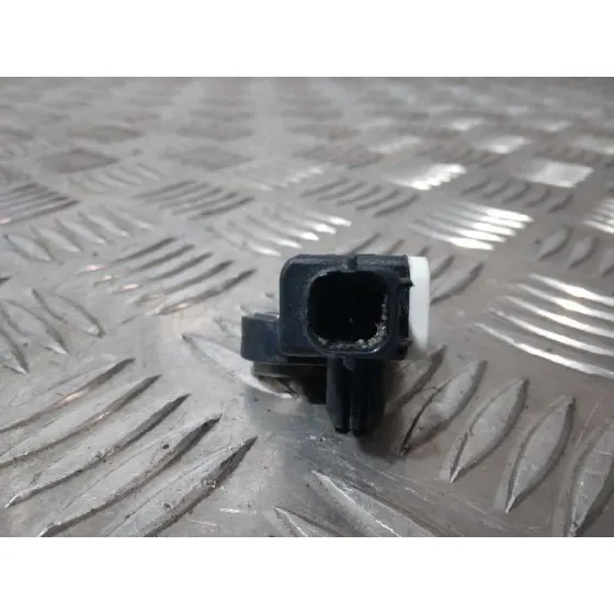 Sensor para Ford Focus Lim. (Cb4)