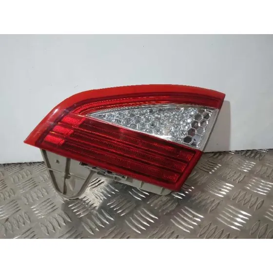 Piloto Trasero Derecho Interior para Ford Mondeo Ber. (Ca2)