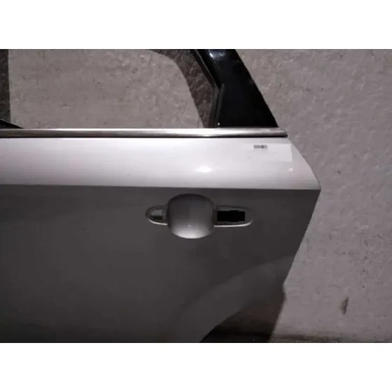 Puerta Trasera Izquierda para Ford Mondeo Ber. (Ca2)