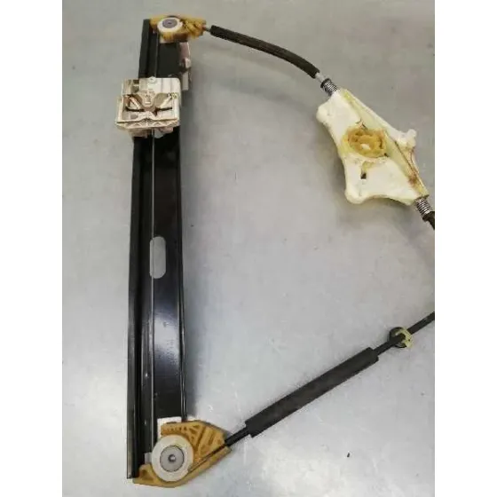 Elevalunas Delantero Derecho para Seat Leon St (5F8)