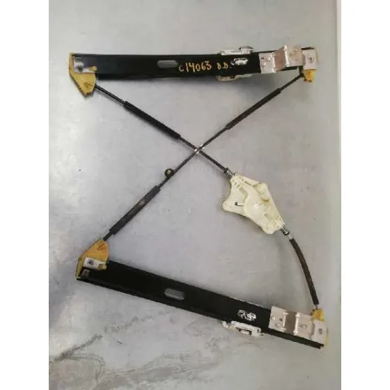 Elevalunas Delantero Derecho para Seat Leon St (5F8)