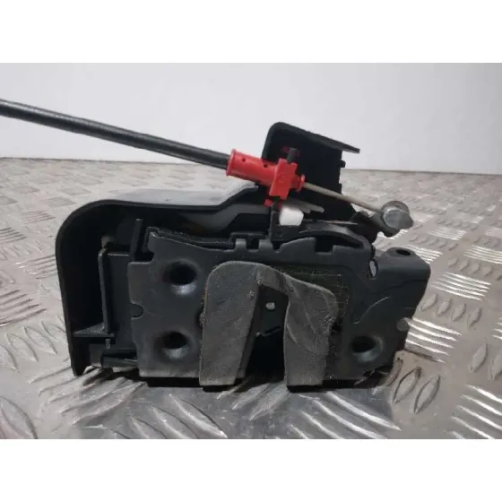 Cerradura Puerta Trasera Derecha para Ford Mondeo Ber. (Ca2)
