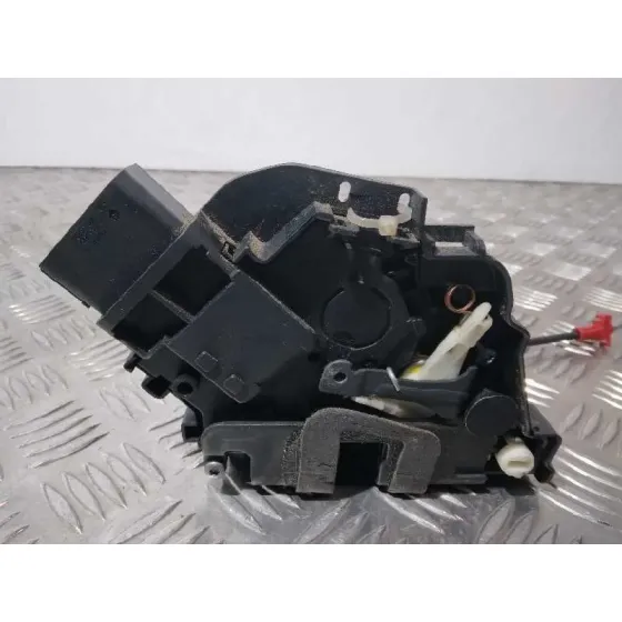 Cerradura Puerta Trasera Derecha para Ford Mondeo Ber. (Ca2)