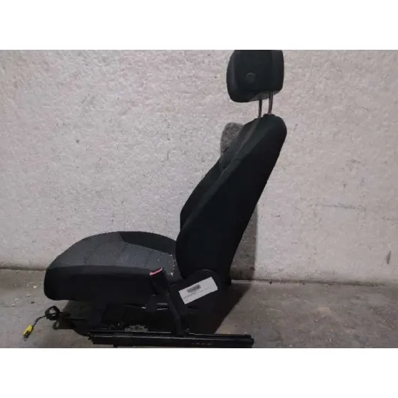 Asiento Delantero Derecho para Volkswagen Passat Lim. (362)
