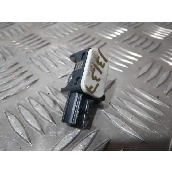 Sensor para Ford Focus Lim. (Cb4)
