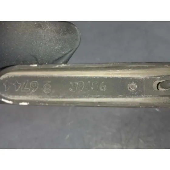 Brazo Limpia Delantero Izquierdo para Mazda 2 Berlina (Dy)