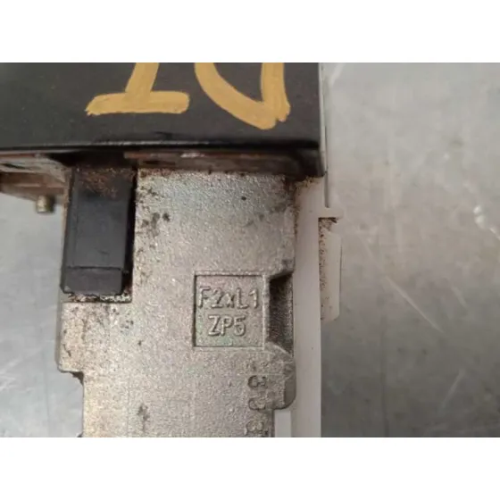 Bombin Puerta Delantera Izquierda para Bmw Serie 1 Lim. (F20)