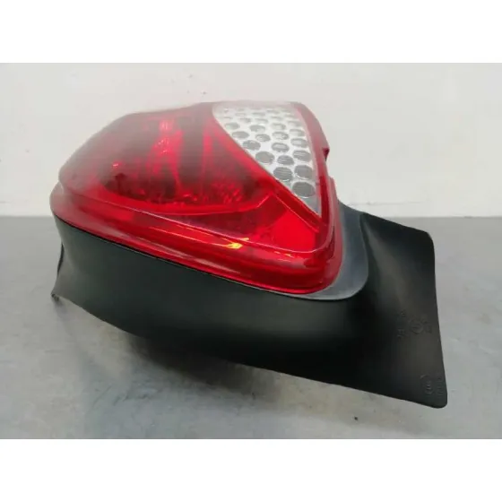 Piloto Trasero Derecho para Peugeot 206+