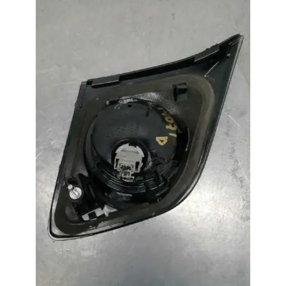 Piloto Trasero Derecho Interior para Mazda 3 Berlina (Bk)
