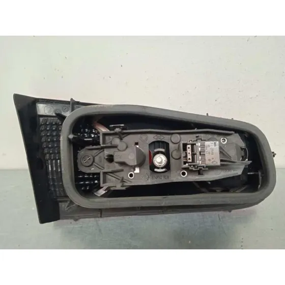 Piloto Trasero Derecho Interior para Renault Laguna Ii (Bg0)