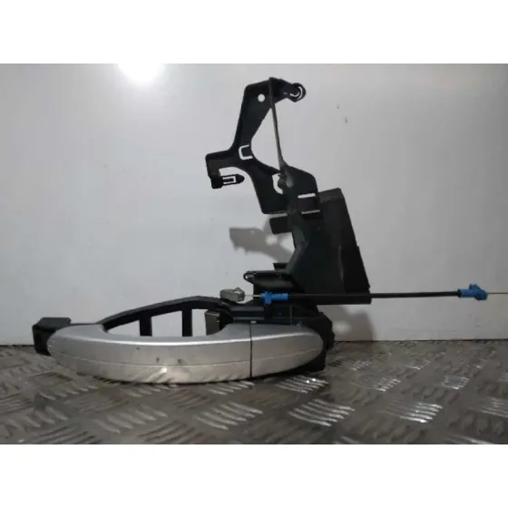Maneta Exterior Delantera Derecha para Ford Mondeo Ber. (Ca2)
