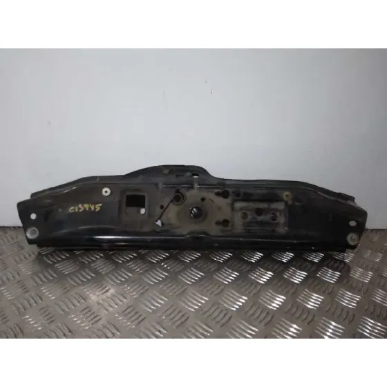 Travesano Superior para Opel Astra Gtc