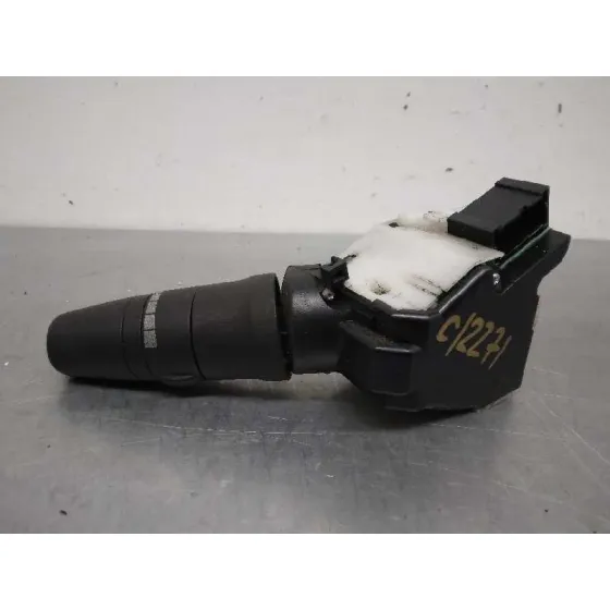 Mando Limpia para Nissan Cabstar ->09.06