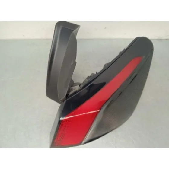 Piloto Trasero Derecho para Peugeot 3008