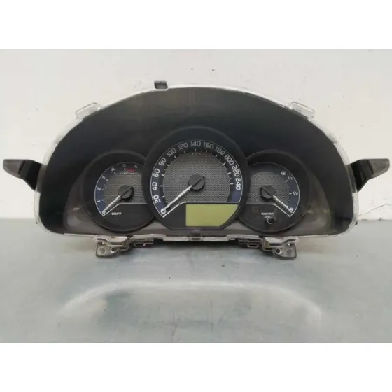 Cuadro Instrumentos para Toyota Auris