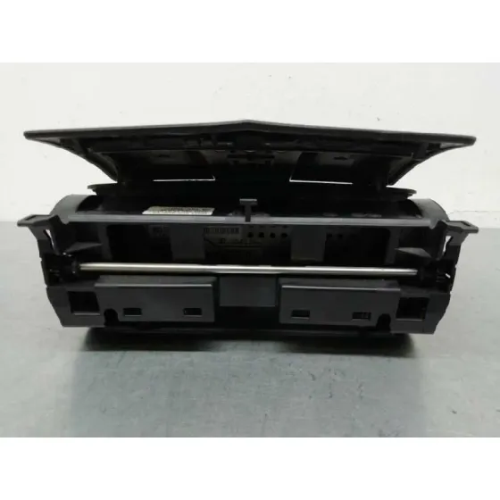 Pantalla Multifuncion para Mercedes-Benz Clase C (W204) Berlina