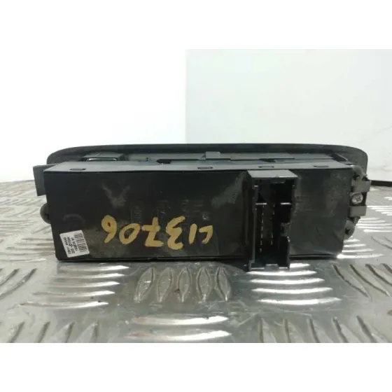 Mando Elevalunas Delantero Izquierdo para Nissan Primera Berlina (P12)